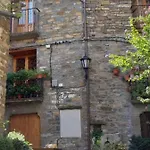 Vistas A La Montana En Un Pueblo Con Encanto. Apartamento *