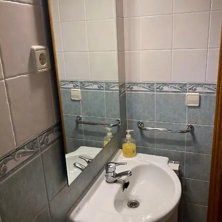 Vistas A La Montana En Un Pueblo Con Encanto. El Pueyo de Araguás