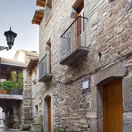Vistas A La Montana En Un Pueblo Con Encanto. * El Pueyo de Araguás