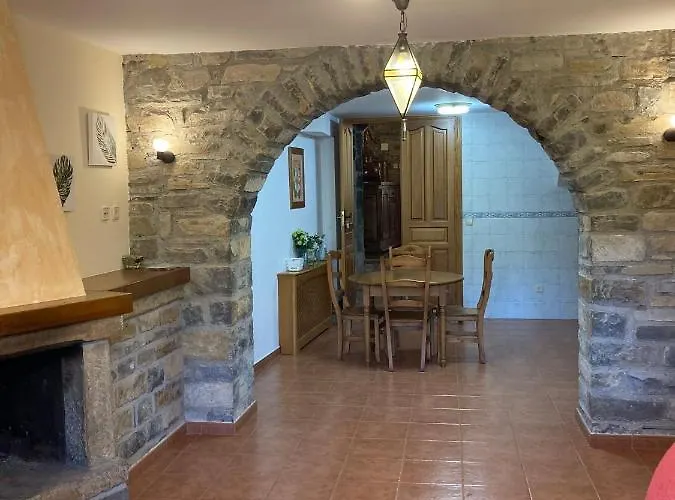 Vistas A La Montana En Un Pueblo Con Encanto. Lägenhet El Pueyo de Araguás