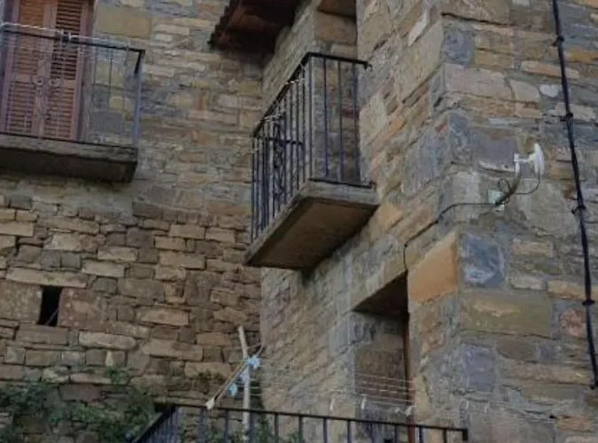 Vistas A La Montana En Un Pueblo Con Encanto. Lägenhet El Pueyo de Araguás