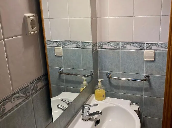 Vistas A La Montana En Un Pueblo Con Encanto. El Pueyo de Araguás