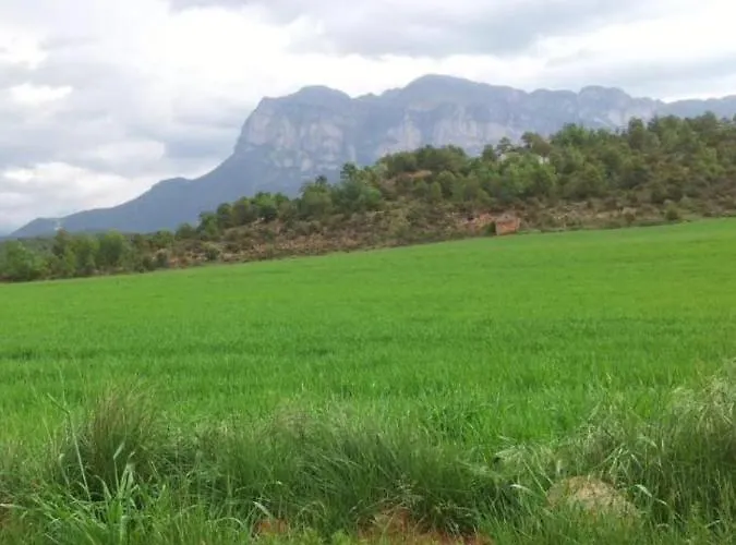 Vistas A La Montana En Un Pueblo Con Encanto. Lägenhet
